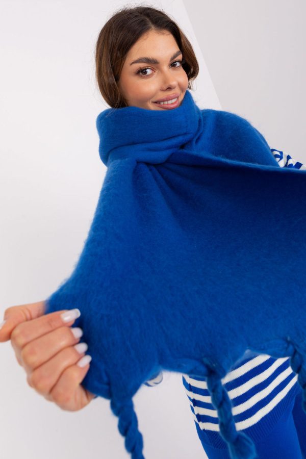 Shawl model 190155 AT
