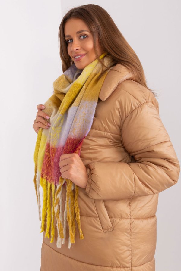 Shawl model 191730 AT