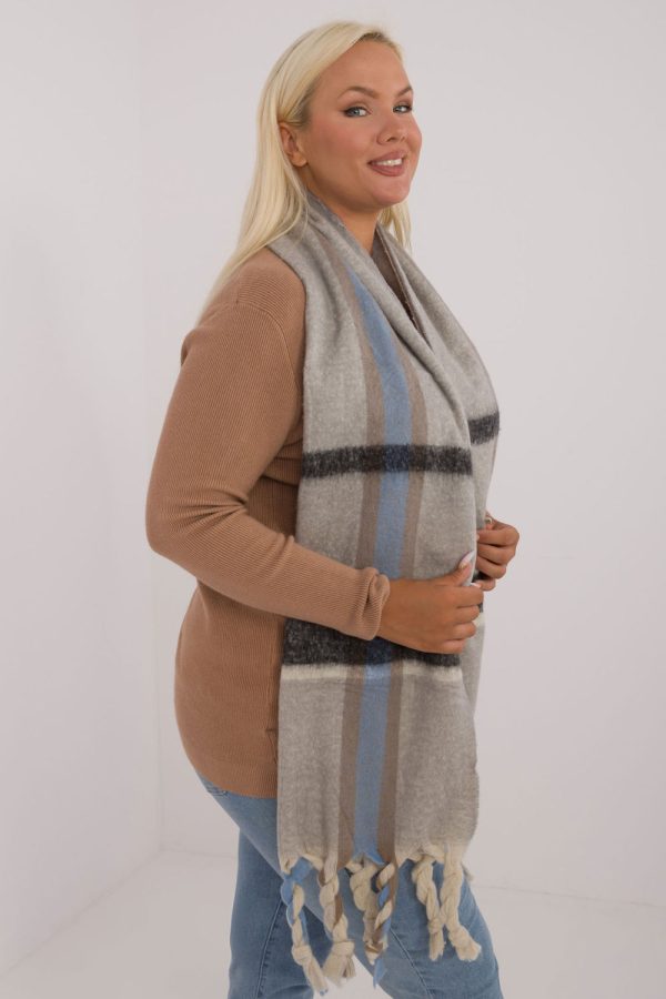 Shawl model 200288 AT