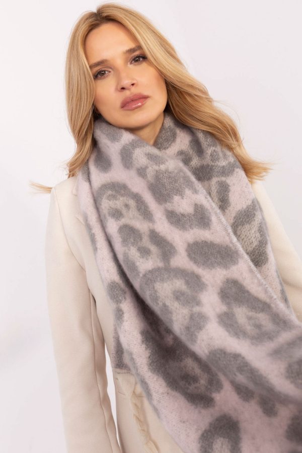 Shawl model 205960 AT