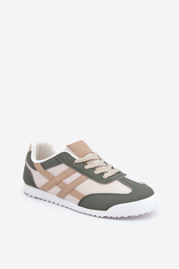 Sneakers model 206803 Step in style