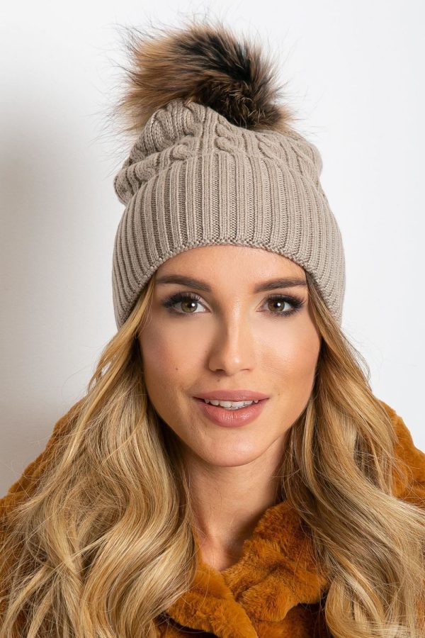 Cap model 208257 AT