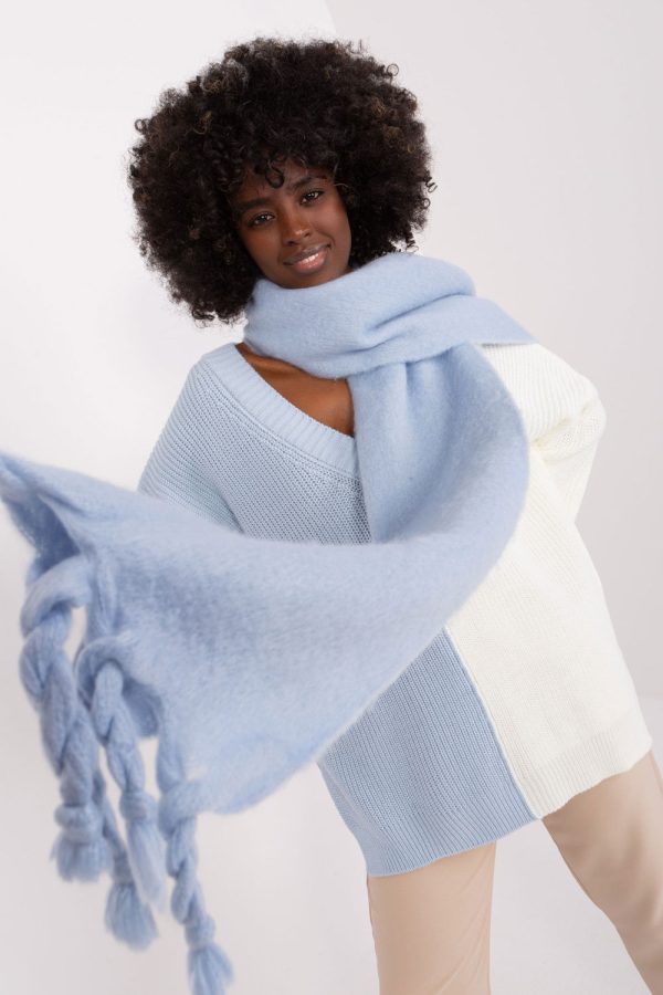 Shawl model 208271 AT