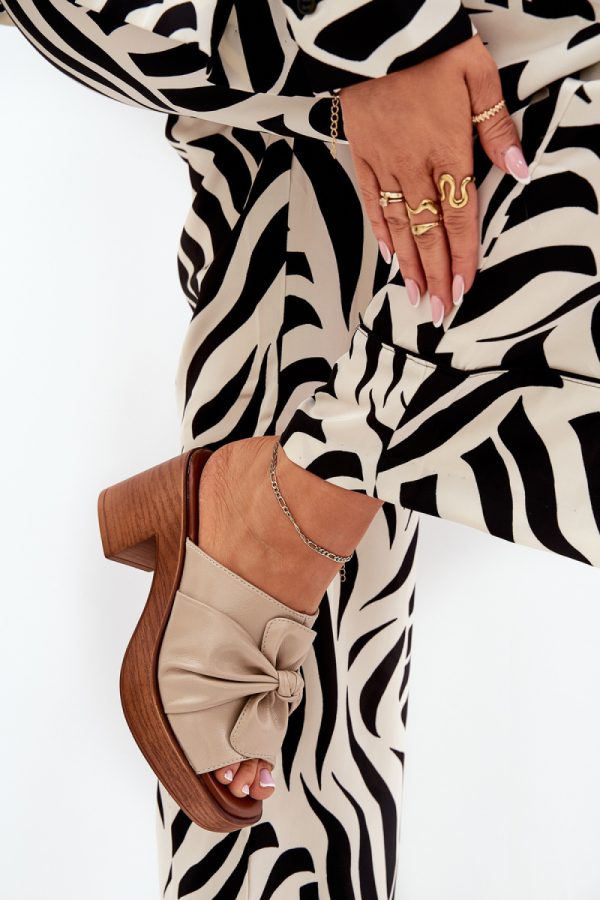 Heeled sandals model 209935 Step in style