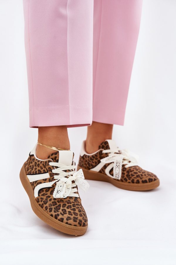 1071987 Sport Shoes model 210997 Step in style