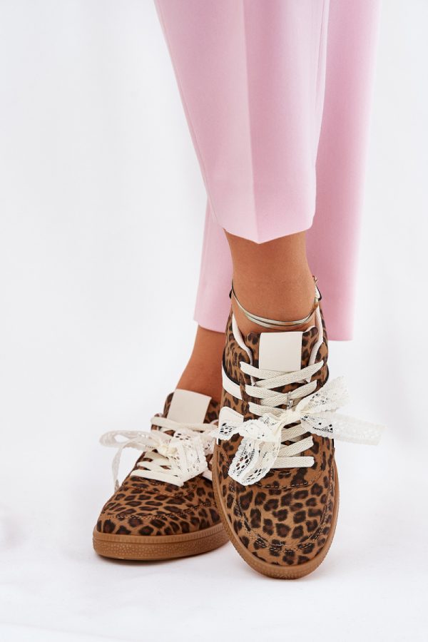 1071989 Sport Shoes model 210997 Step in style