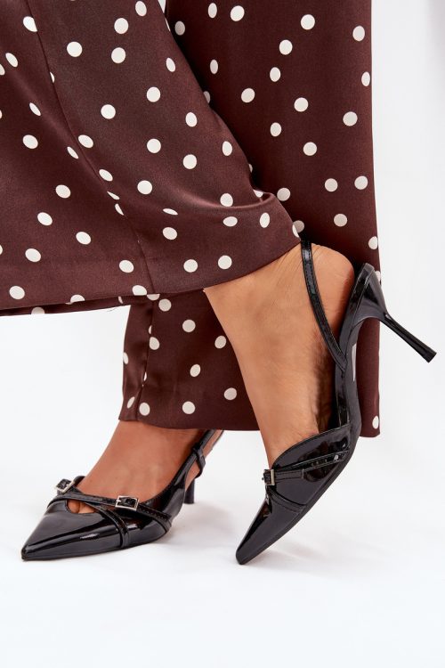 1087356 High heels model 216020 Step in style