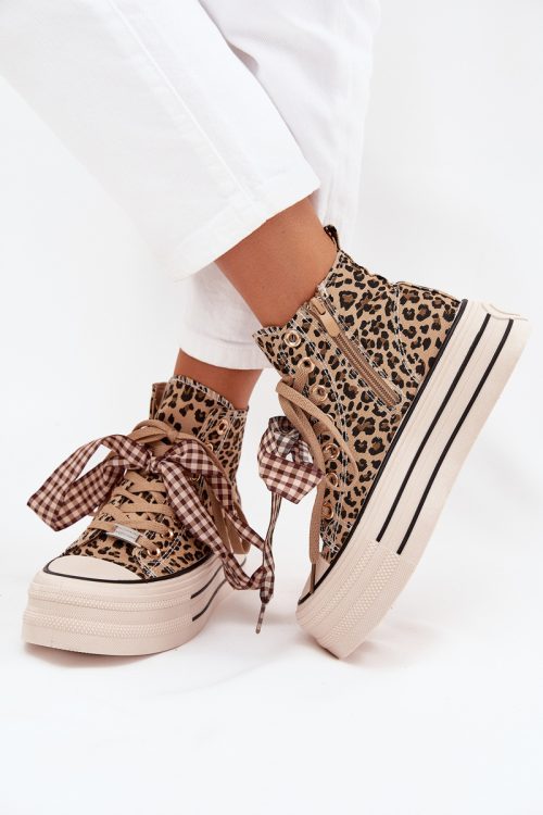 Sneakers model 216326 Step in style