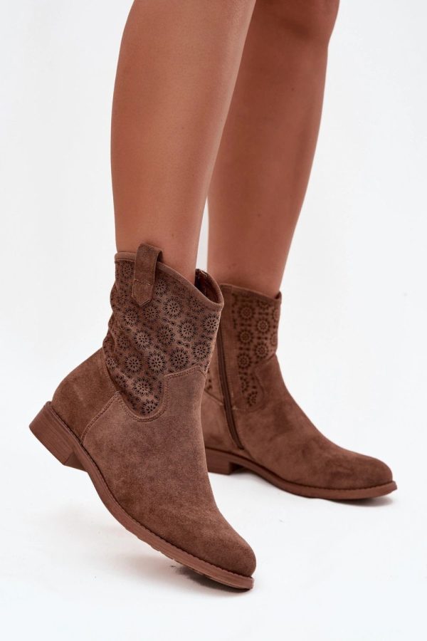 Boots model 219121 Step in style