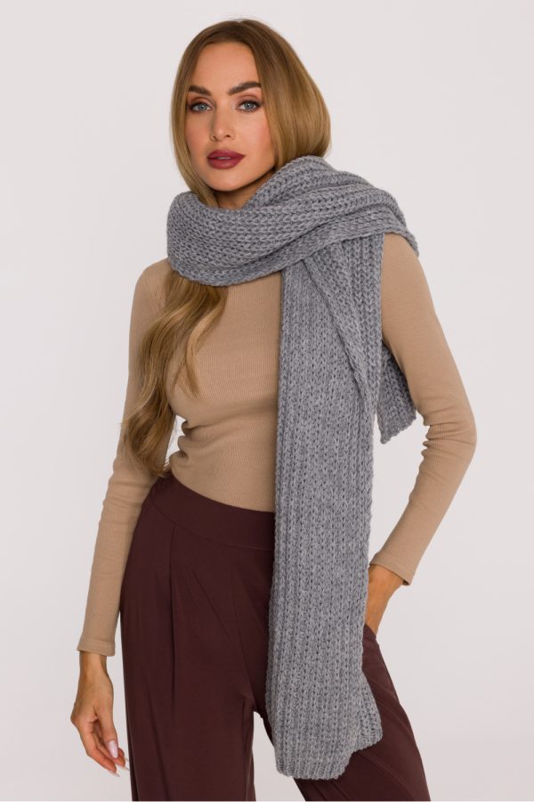 Shawl model 219550 Moe