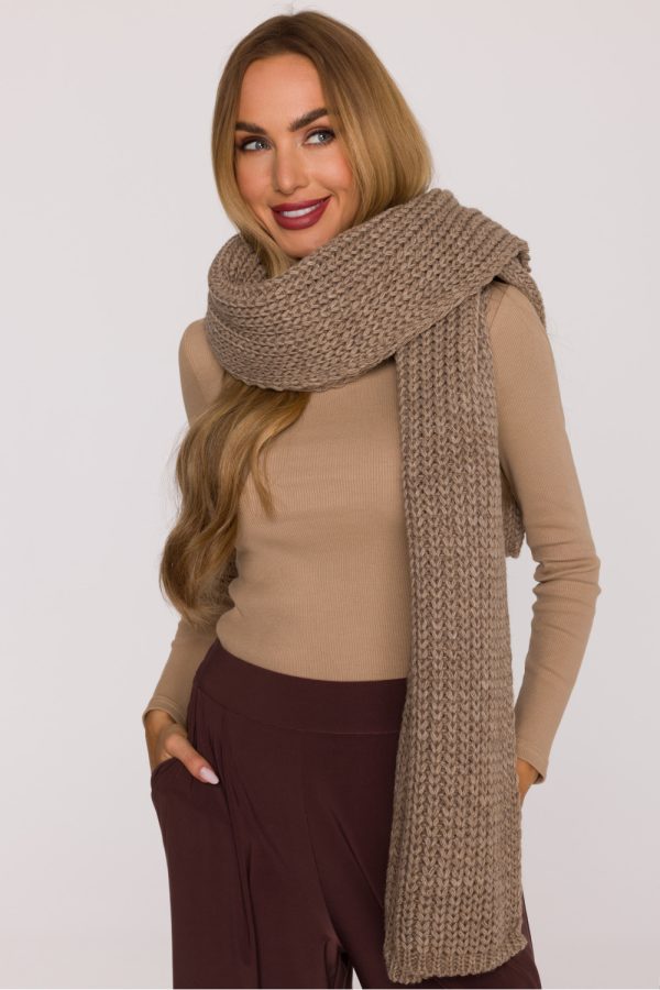 Shawl model 219553 Moe