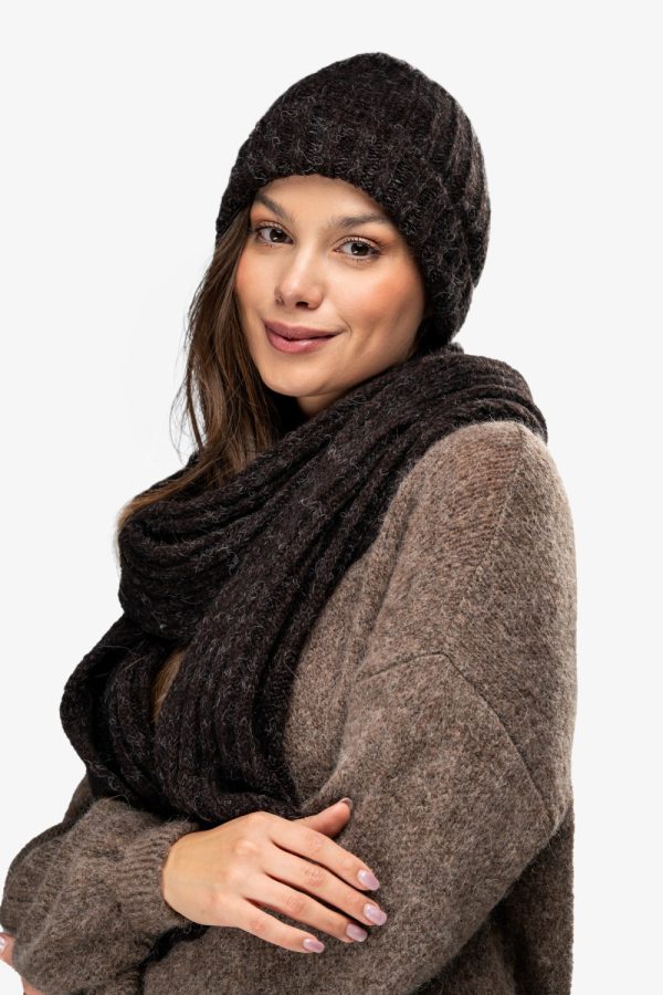 Cap model 220839 awama