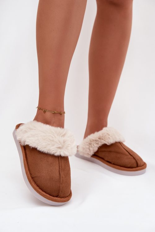 Slippers model 221513 Step in style