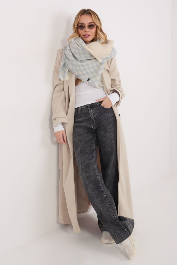 Shawl model 222308 AT