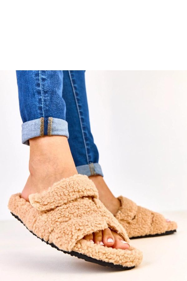 Slippers model 223136 Solea