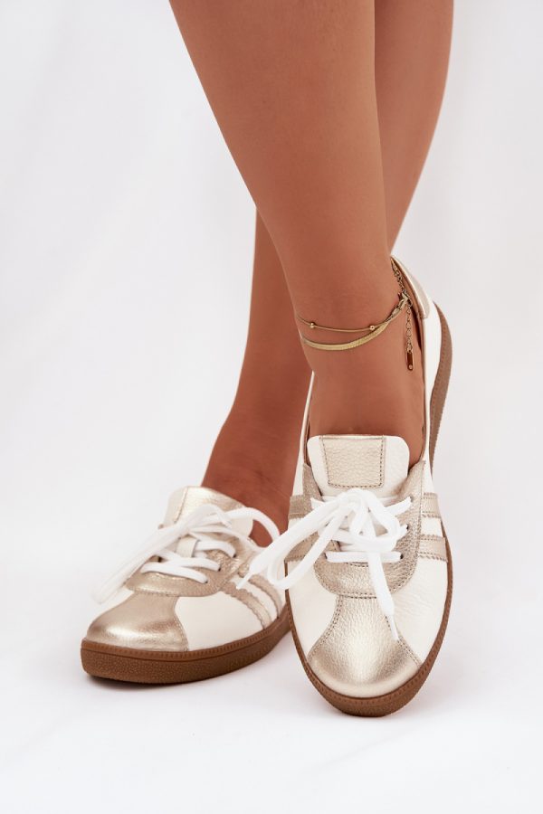 Barefoot model 223857 Step in style