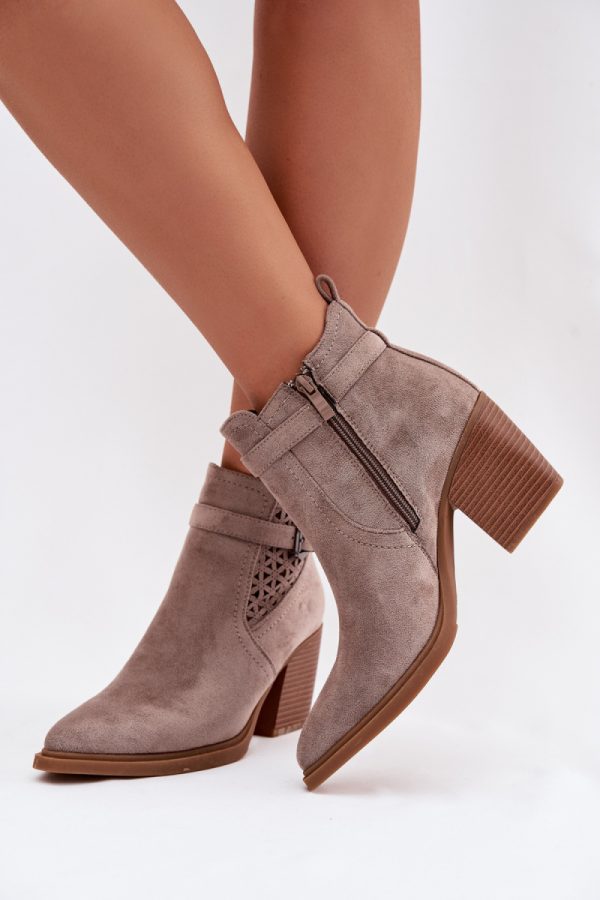 Heel boots model 224702 Step in style