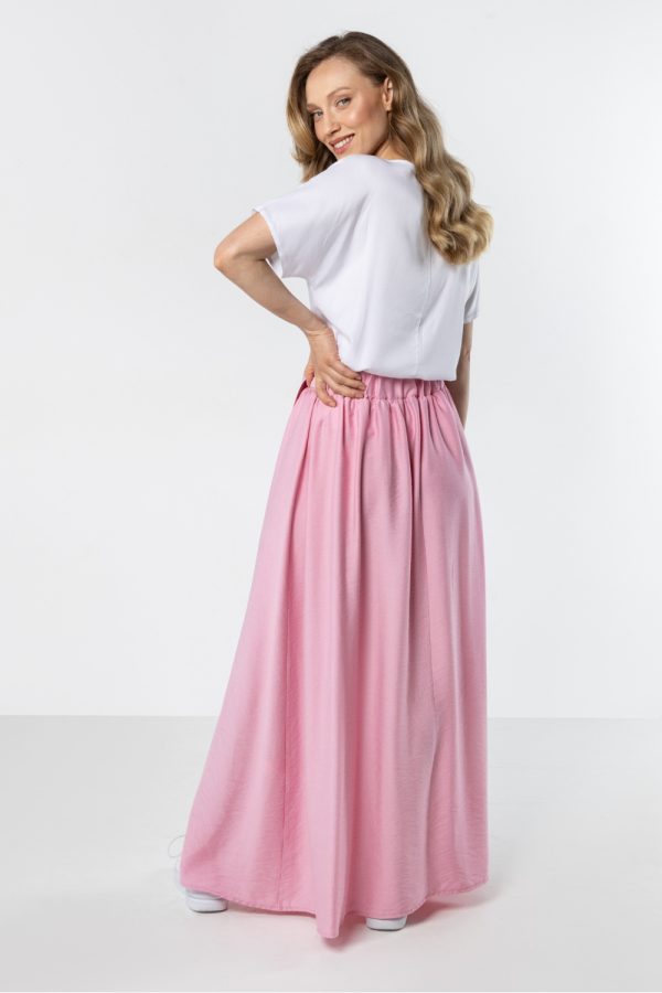 Long skirt model 225332 awama