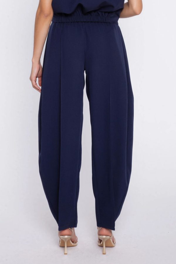 Women trousers model 226422 Nife