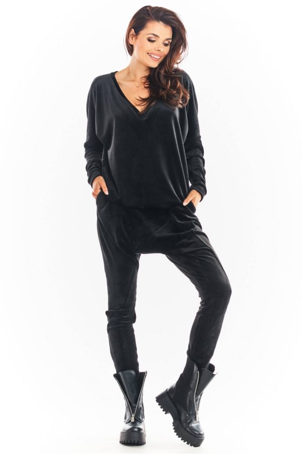 Tracksuit trousers model 149776 awama